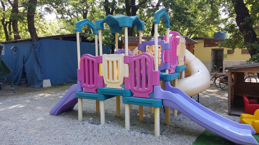 Camping Luni Marina di Massa Bagian luar foto