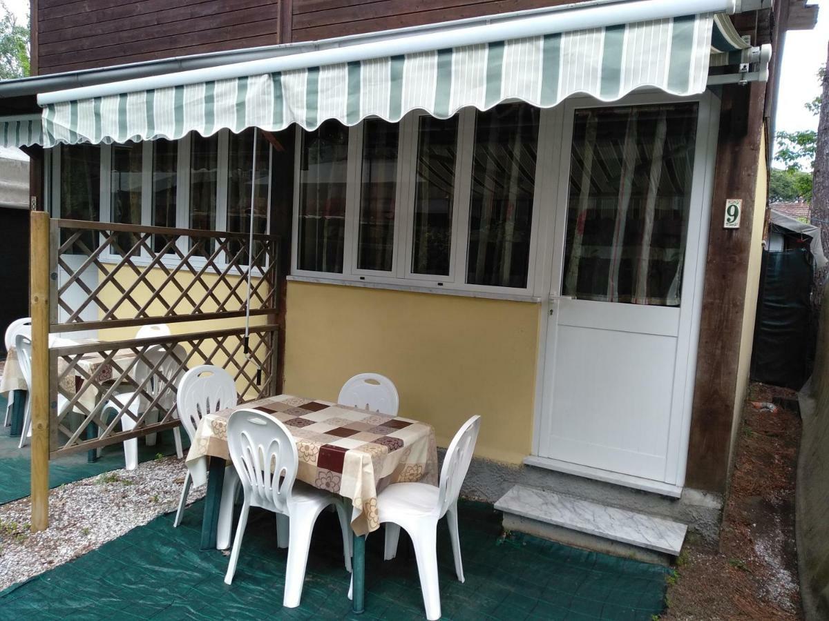 Camping Luni Marina di Massa Bagian luar foto